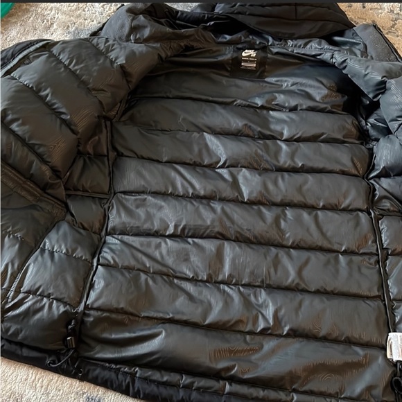 RARE NIKE SB PUFFER JACKET - Picture 5 of 7